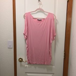 Woman’s pink open armed shirt XL